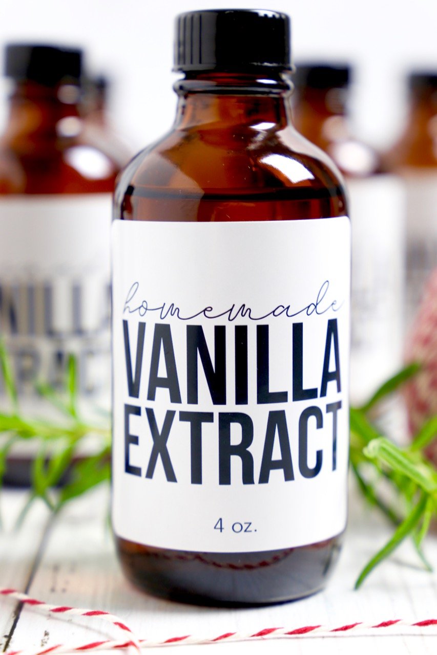 Easy Homemade Vanilla Extract - Joy + Oliver